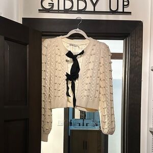 Alice + Olivia Cream Textured Cardigan with Black Bow
